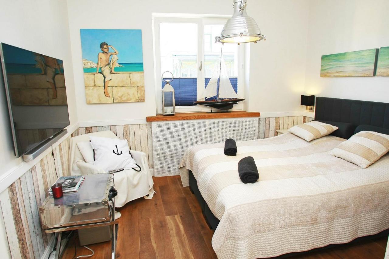Grand - Anchor Apartment